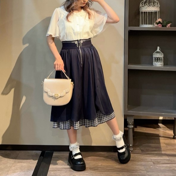 ♡涼し気ガーリーブラウスコーデをご紹介♡