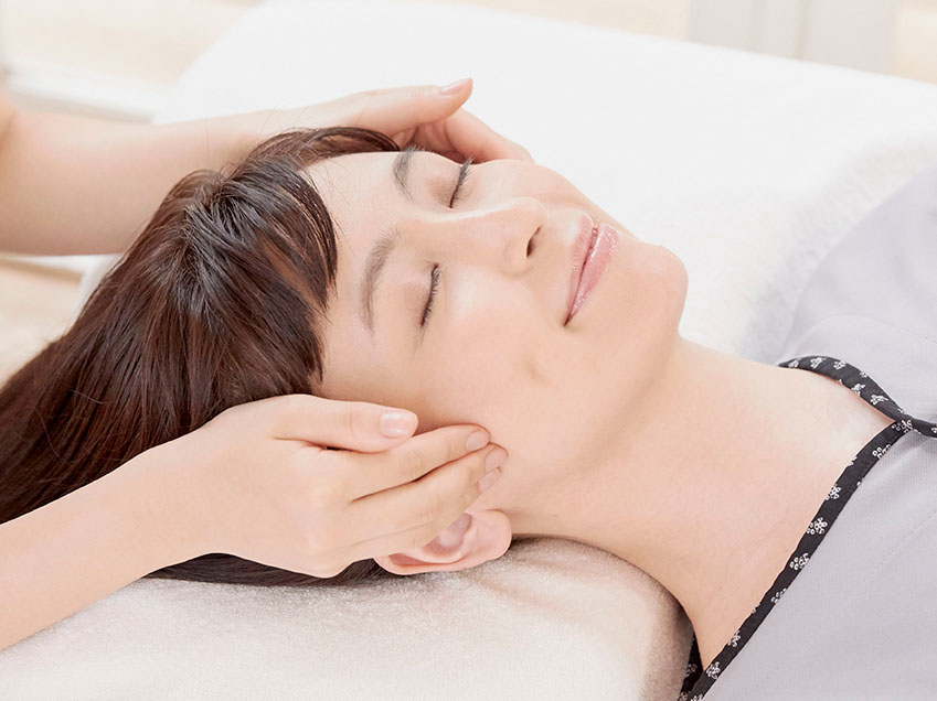 眼精疲労にはフェイスセラピー☆